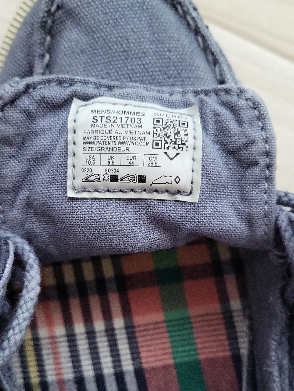 Sperry canvas upper
